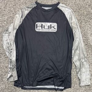 Huk Long Sleeve Performance Fishing Shirt